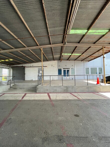 More Photos Of 222 N Expressway, Brownsville Medical For Lease