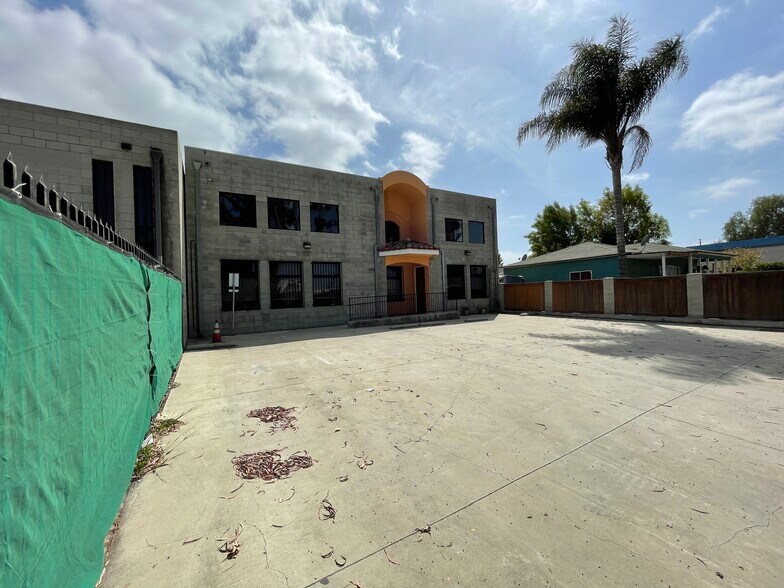 More Photos Of 1220 251st St, Harbor City Warehouse For Sale