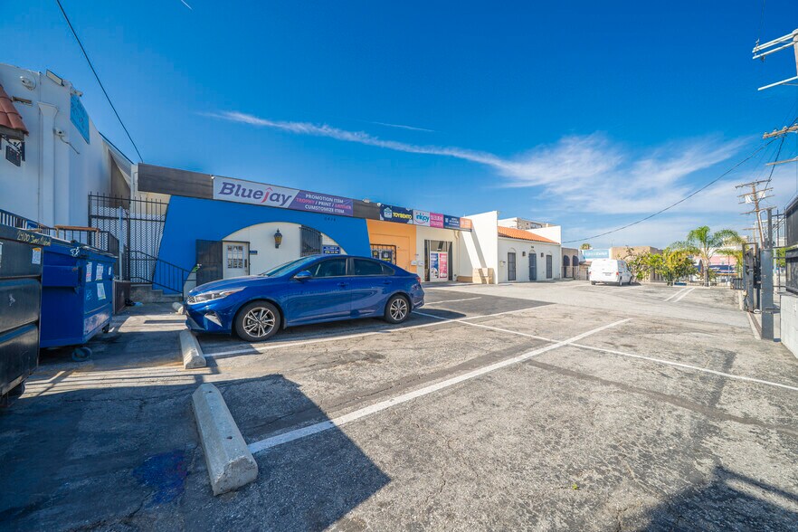 More Photos Of 2400 James M Wood Blvd, Los Angeles Warehouse For Sale