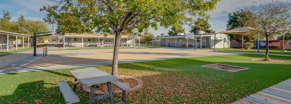 More Photos Of 960 N Stapley Dr, Mesa Specialty For Lease