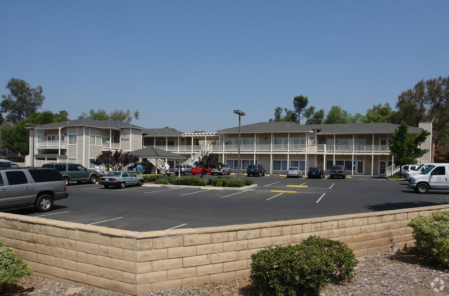 More Photos Of 1460 E Main St, El Cajon Medical For Lease