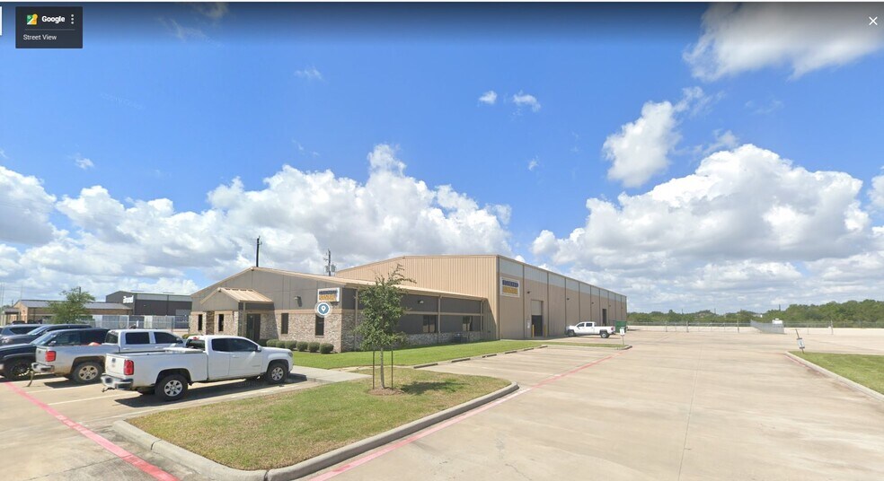 Primary Photo Of 4458 Genoa Red Bluff Rd, Houston Warehouse For Lease