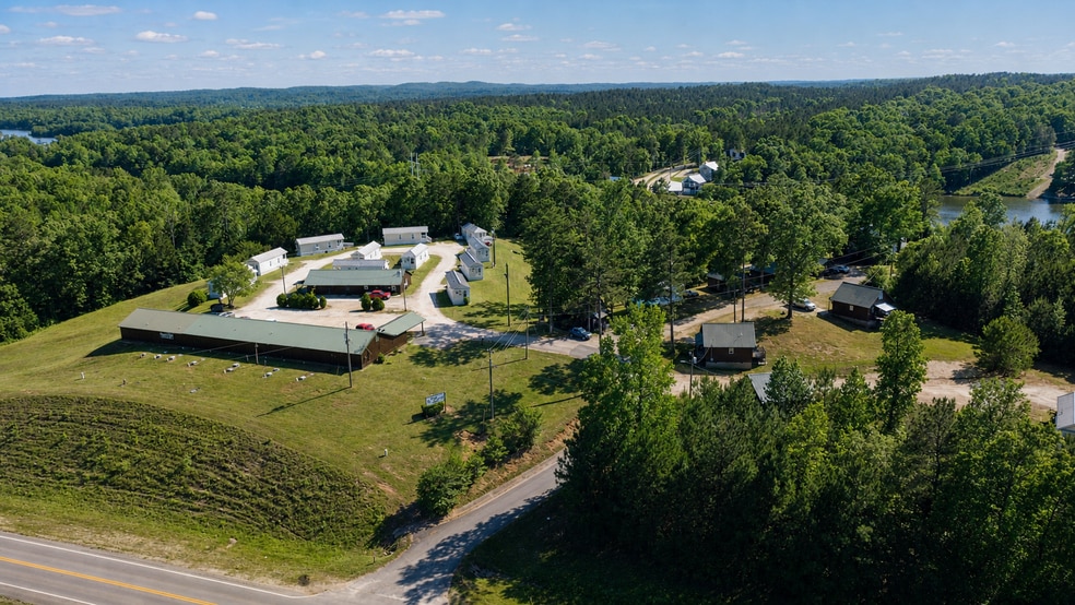 More Photos Of 21979 Highway 431, Wedowee Hotel For Sale