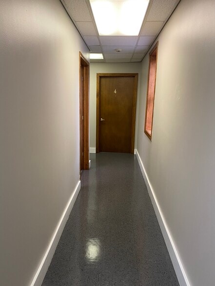 More Photos Of 59 Broadway, Taunton Office For Lease