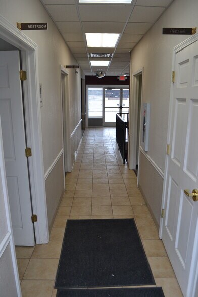 More Photos Of 115 N 6th St, Wausau Medical For Lease