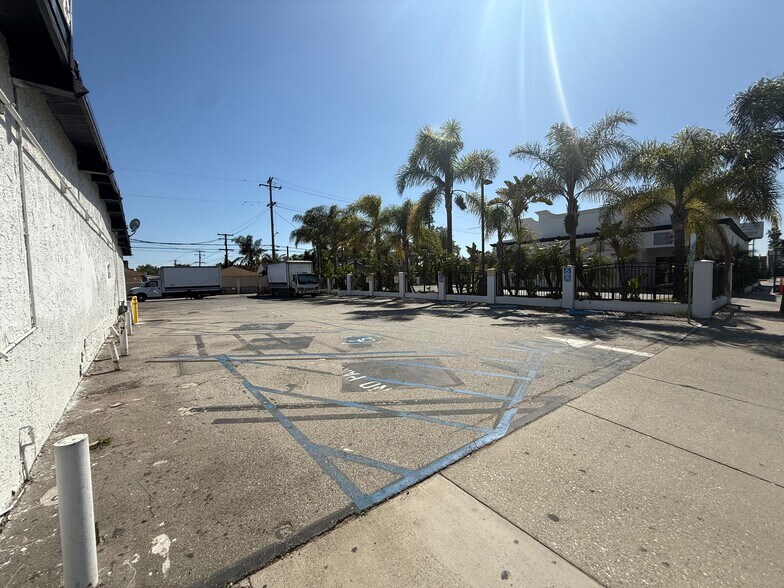More Photos Of 1801 W Whittier Blvd, Montebello Storefront Retail Office For Sale