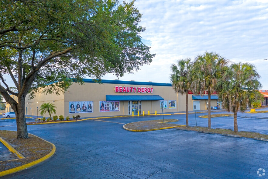 Primary Photo Of 1401 E Fowler Ave, Tampa Storefront For Lease