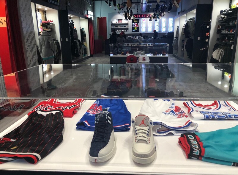 More Photos Of 2210-2216 S Michigan Ave, Chicago Storefront For Lease