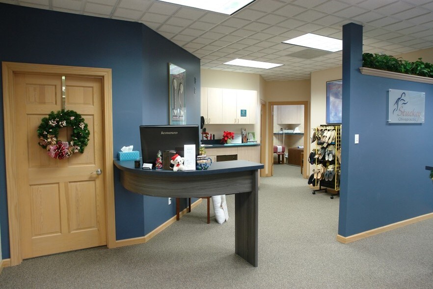 More Photos Of 103 Church St, O'Fallon Medical For Lease