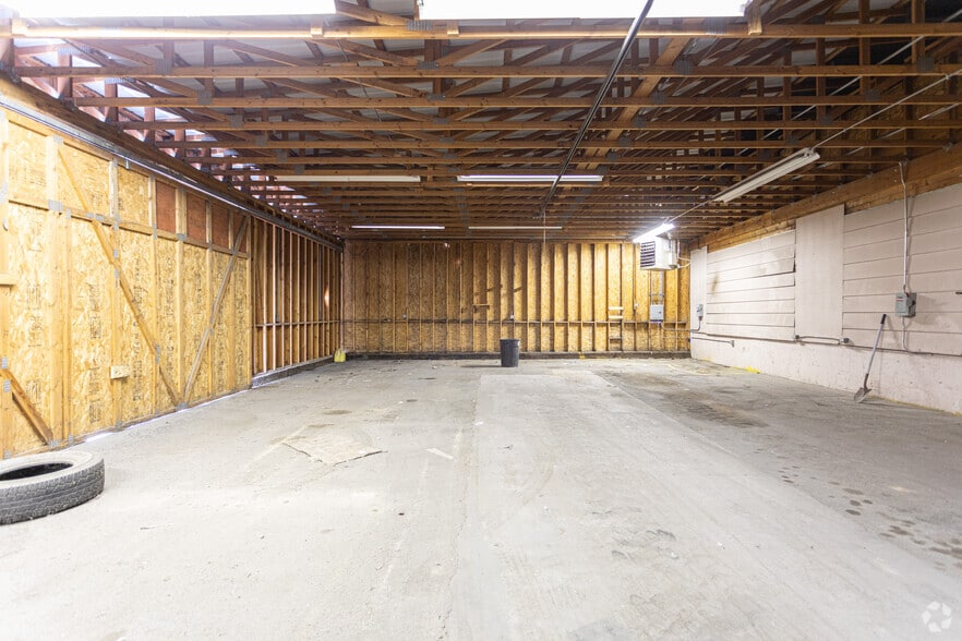 More Photos Of 1876 W Fortune Rd, Salt Lake City Manufacturing For Sale