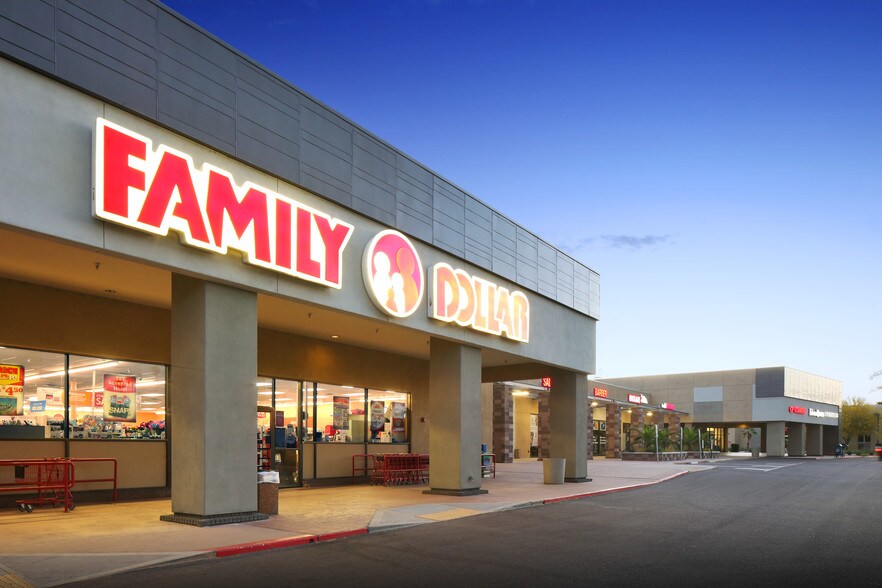 More Photos Of 13600-13624 N 99th Ave, Sun City Freestanding For Lease