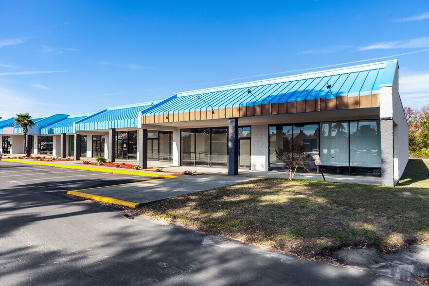 More Photos Of 3302-3338 Highway 17 S, North Myrtle Beach Storefront For Lease