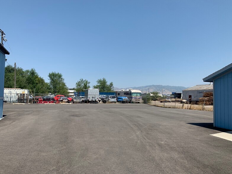 More Photos Of 3403 S 300 W, Salt Lake City Service For Lease