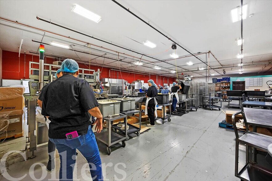 More Photos Of 2032 Highland Ave E, Twin Falls Warehouse For Lease