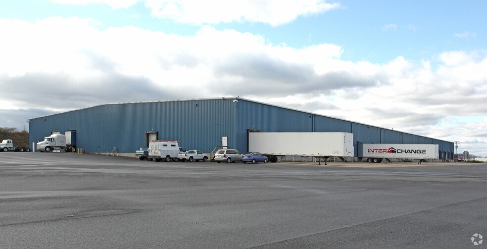 More Photos Of 566 Belle Cir, Harrisonburg Warehouse For Lease