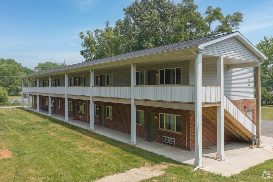 Primary Photo Of 9766 Rose Hill Rd, Berrien Springs Apartments For Sale