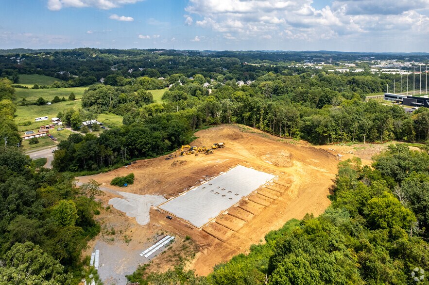 More Photos Of 11470 Outlet Dr, Knoxville Freestanding For Sale
