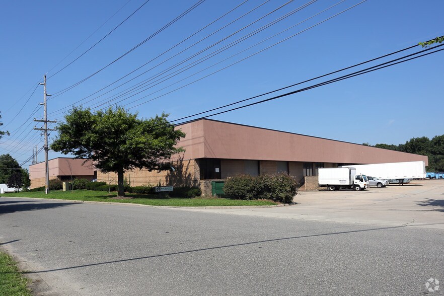 More Photos Of 186 Timberlane Rd, Clarksboro Light Distribution For Lease