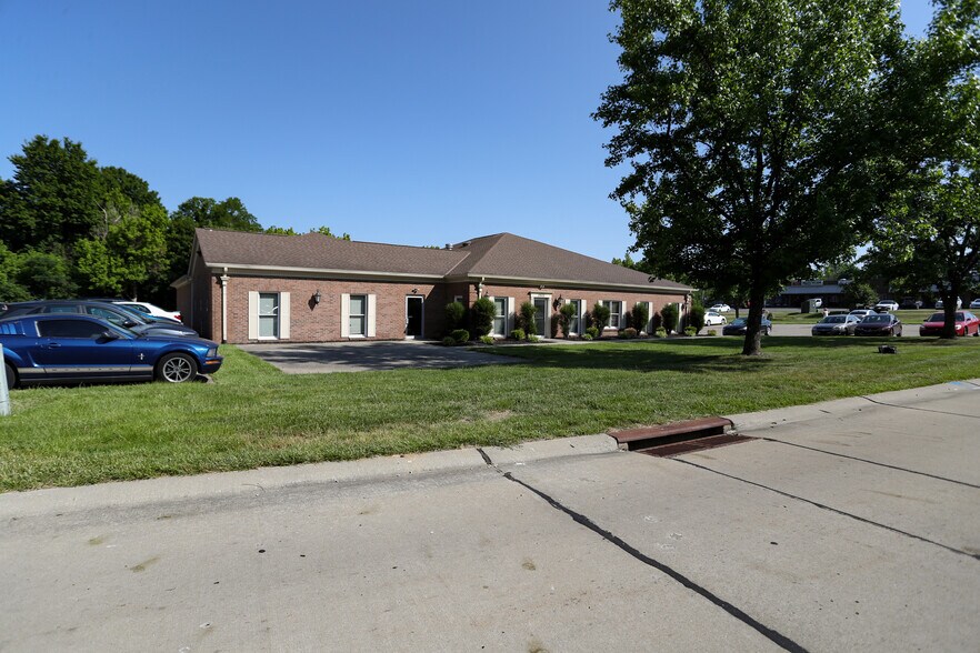More Photos Of 2902 Foltz Dr, Edgewood Medical For Sale