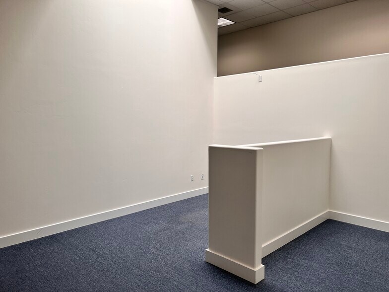 More Photos Of 2601 Skyway Dr, Santa Maria Office For Lease