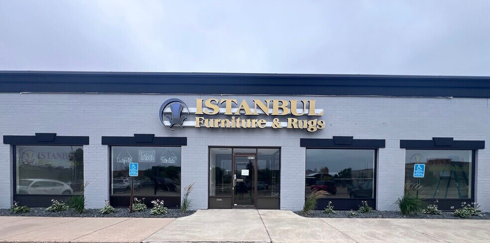 Primary Photo Of 8078 Morgan Cir S, Bloomington General Retail For Lease