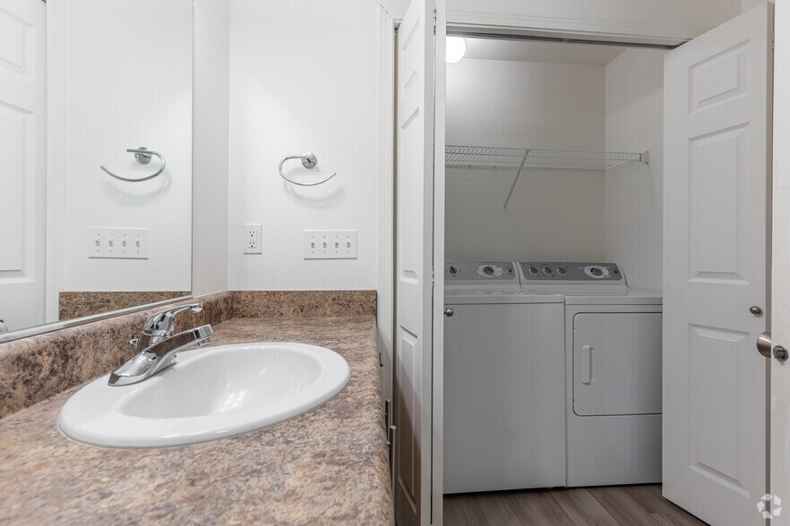 More Photos Of 283 NW Miller Ave, Gresham Apartments For Lease
