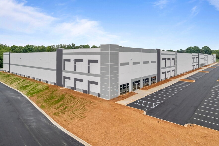 Primary Photo Of 0 US Highway 70, Statesville Unknown For Lease