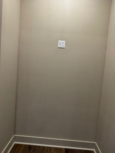 More Photos Of 8080 Bo Alfred Pl, Beaumont Unknown For Lease