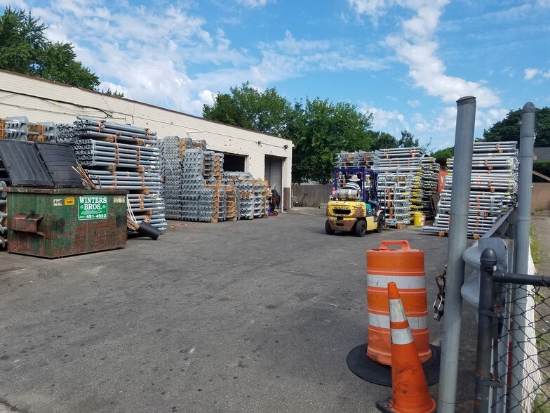 More Photos Of 2487 N Jerusalem Ave, East Meadow Warehouse For Sale