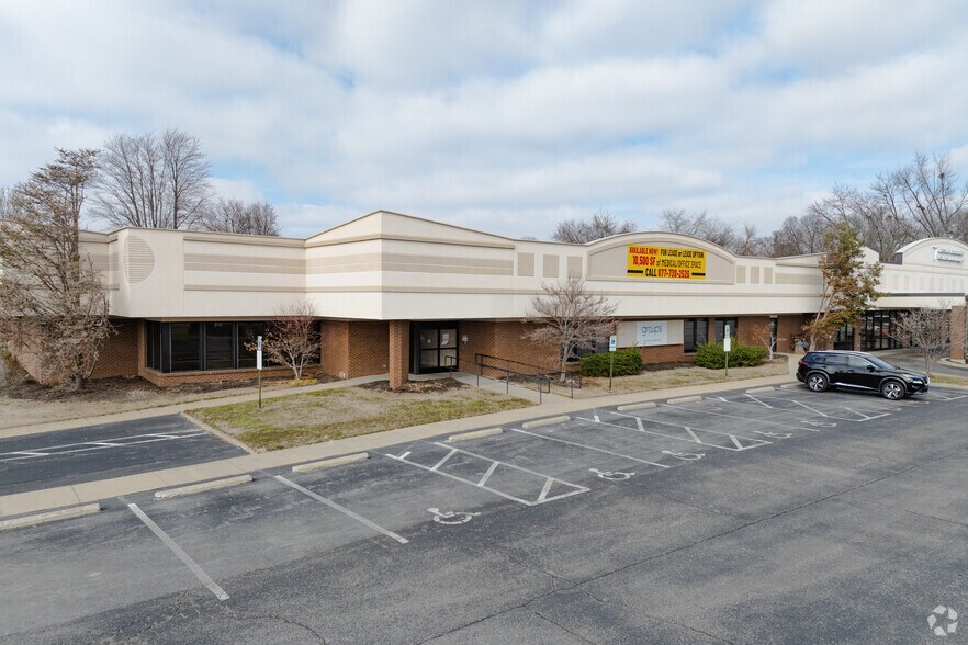 More Photos Of 9616 Dixie Hwy, Louisville Medical For Lease