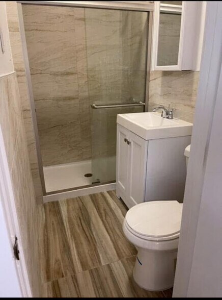 More Photos Of 164 Grove St, New Britain Apartments For Sale