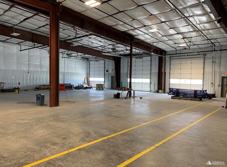More Photos Of 583 Gyrfalcon Ct, Windsor Industrial For Lease