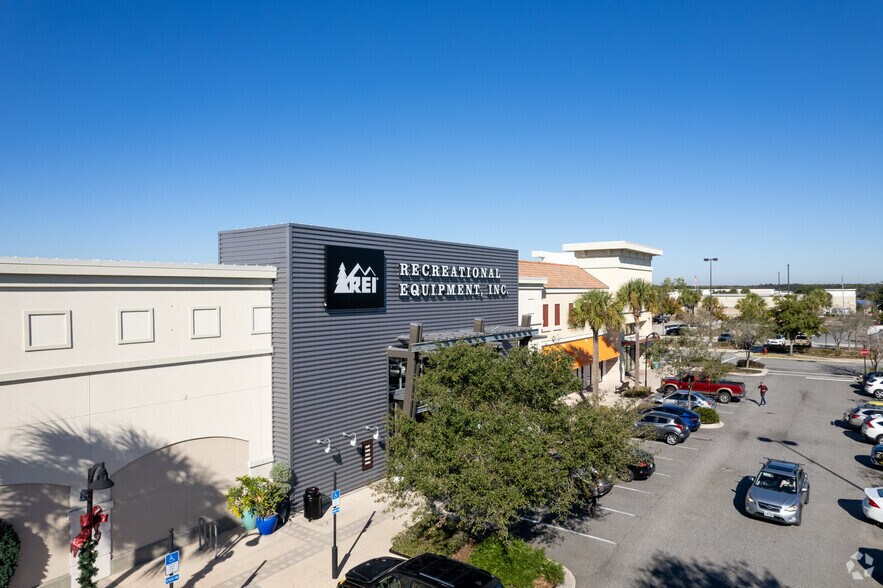 More Photos Of 4874 Big Island Dr, Jacksonville Storefront For Lease