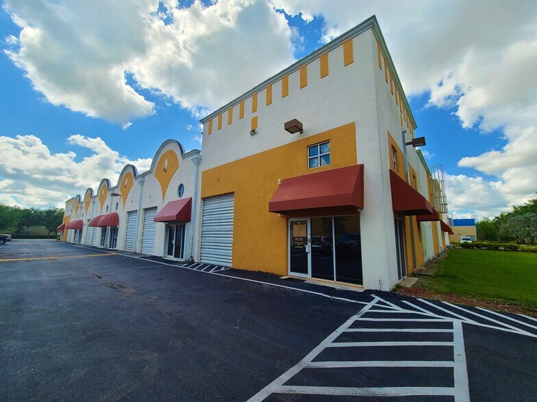 More Photos Of 13850 SW 143rd Ct, Miami Warehouse For Sale