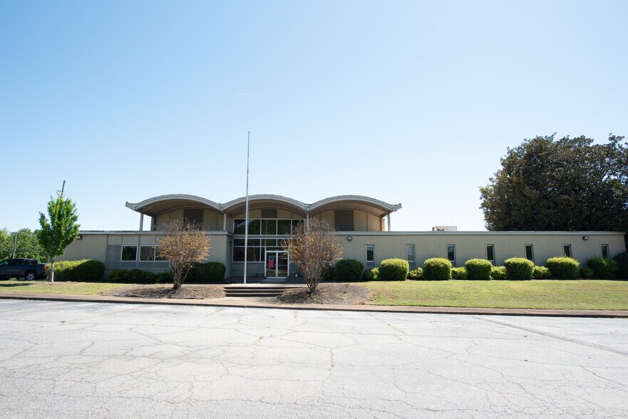 Primary Photo Of 110 Newton Bridge Rd, Athens Warehouse For Lease