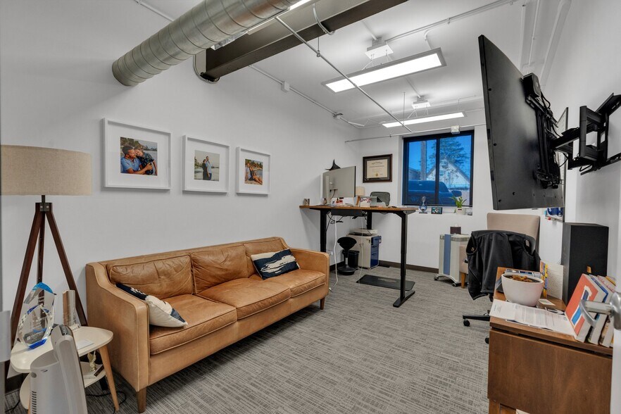 More Photos Of 1345 S Broadway, Denver Medical For Sale