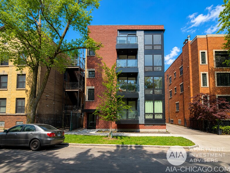 Primary Photo Of 3710 N Kenmore Ave, Chicago Apartments For Sale