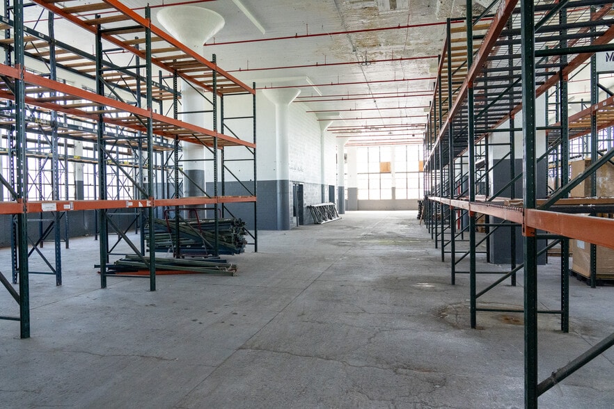 More Photos Of 50 Willow St, Amsterdam Industrial For Sale