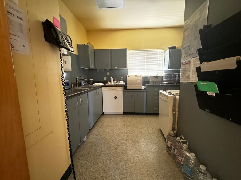 More Photos Of 3838 E Fort Lowell Rd, Tucson Medical For Sale