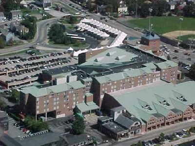 More Photos Of 3-51 Long Wharf Mall, Newport Storefront Retail Office For Lease