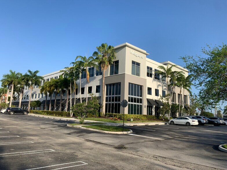 More Photos Of 7950 NW 53rd St, Doral Medical For Sale