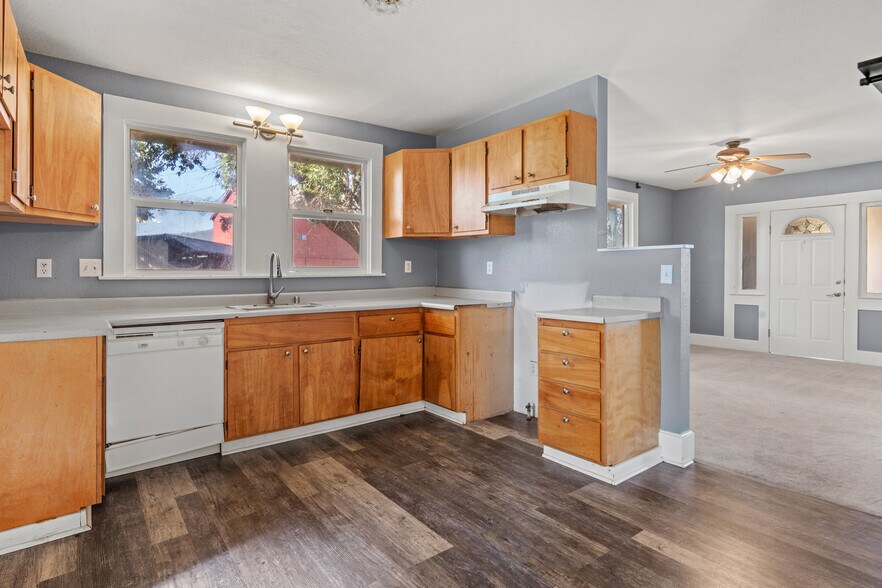 More Photos Of 700 Ford Rd, Ukiah Land For Sale