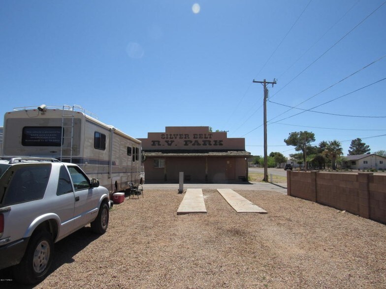 More Photos Of 60 S 10th St, Tombstone Restaurant For Sale