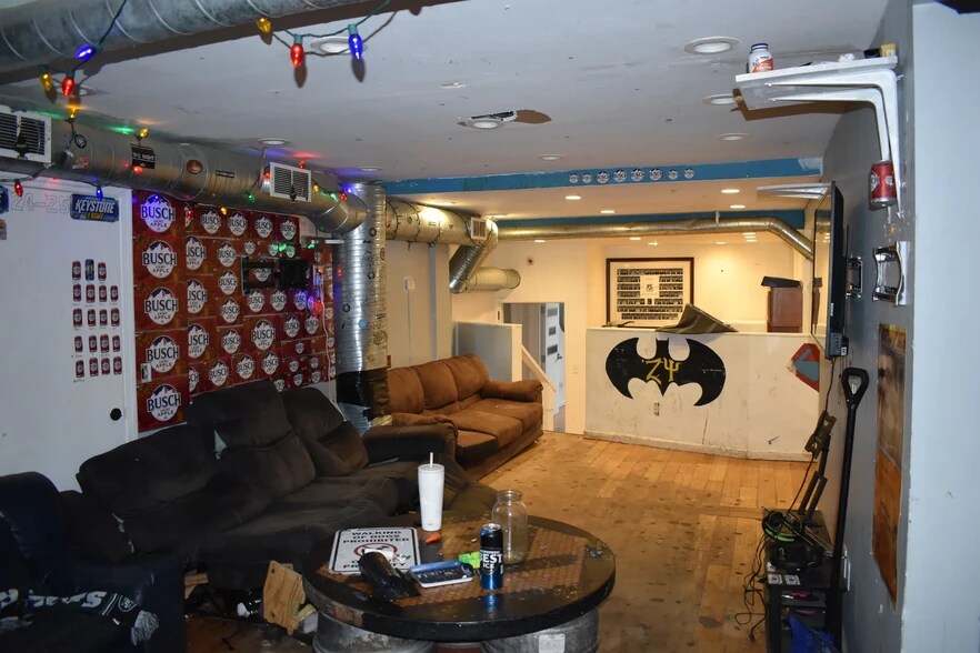 More Photos Of 16 Lisle Ave, Binghamton Sorority Fraternity House For Sale