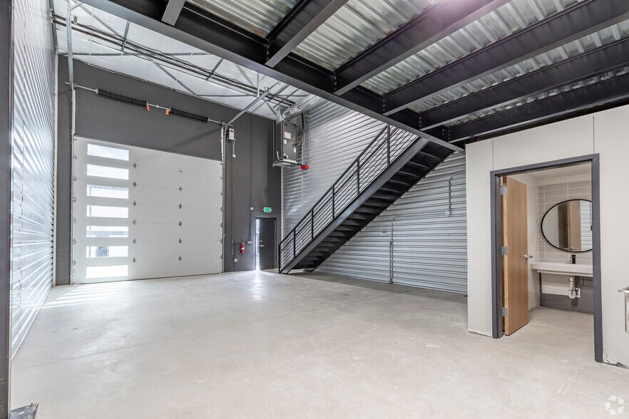 More Photos Of 529 SH 46 E, Boerne Warehouse For Sale