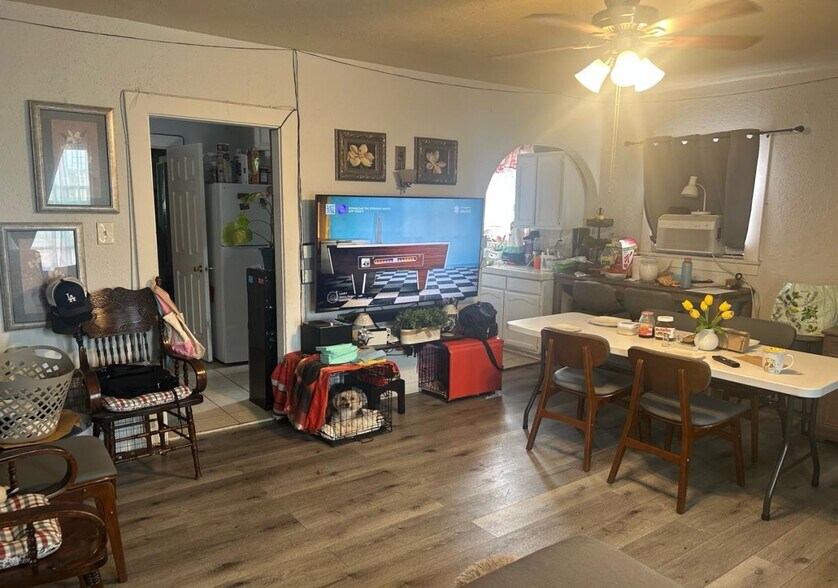 More Photos Of 11500 Atlantic Ave, Lynwood Storefront Retail Residential For Sale
