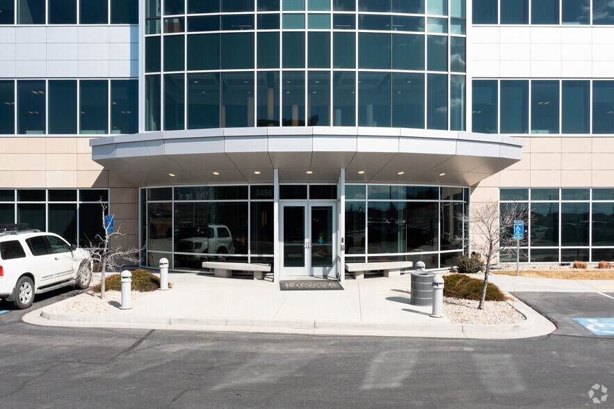 More Photos Of 3450 N Triumph Blvd, Lehi Coworking Space
