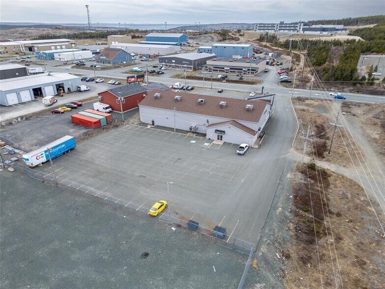 Primary Photo Of 1187 Kenmount Rd, Paradise Freestanding For Lease