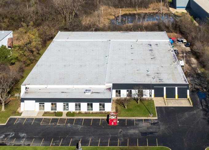 More Photos Of 330 E Route 22, Lake Zurich Warehouse For Sale
