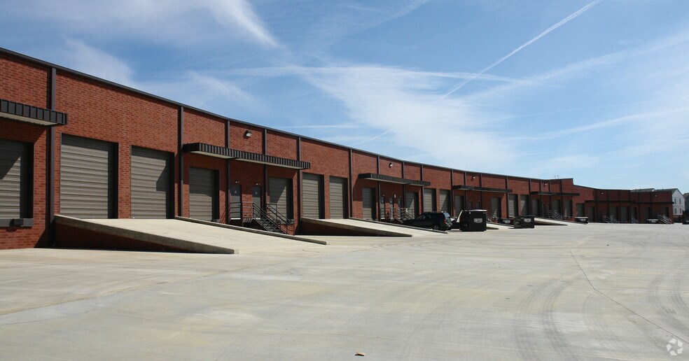 More Photos Of 2670 N Berkeley Lake Rd, Duluth Unknown For Lease